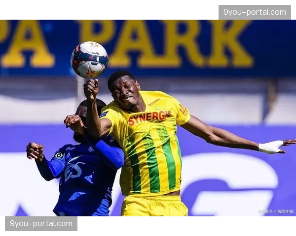 朗斯2-0完胜南特，积分追平欧战区